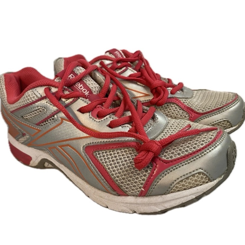 GOOD Reebok Women's Quickchase, Steel/Silver Metallic/Blazing Pink Size 10